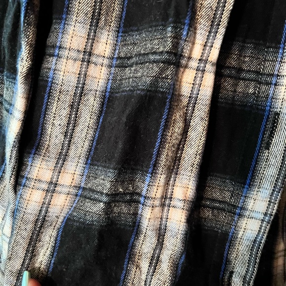 Womens flannel - Picture 2 of 3